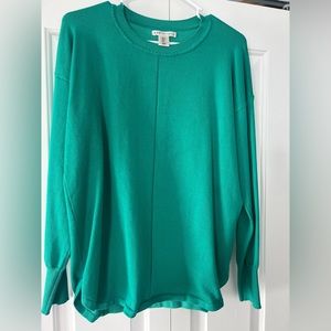 Green long sweater